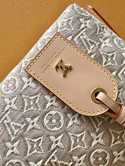 Louis Vuitton Carryall East-West bag size 36x19x10cm - 3