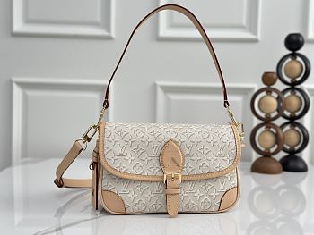 Louis Vuitton Diane PM bag size 24x15x9cm
