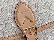 Louis Vuitton Diane PM bag size 24x15x9cm - 5