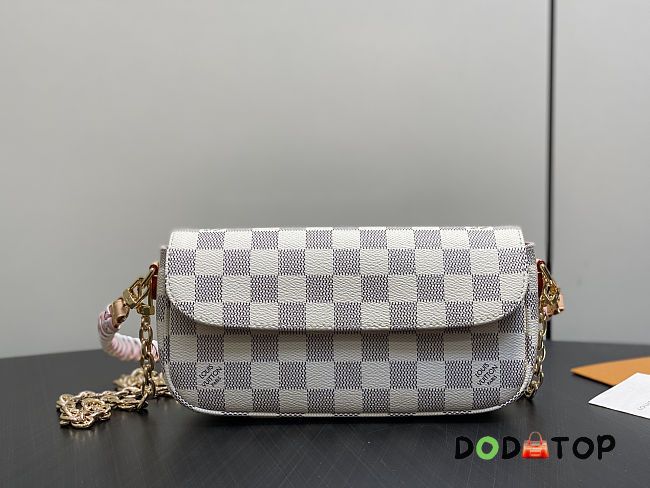 Louis Vuitton Wallet On Chain Ivy bag size 23.5 x 12 x 4.3cm - 1