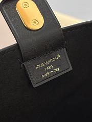 LV Bloom Mini Hobo black size 16x11x7.5cm - 2