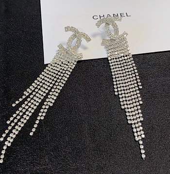 Chanel earing 