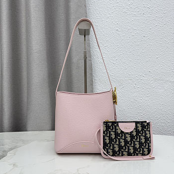 Dior Medallion Bucket Bag pink size 19.5 x 18.5 x 11.5cm