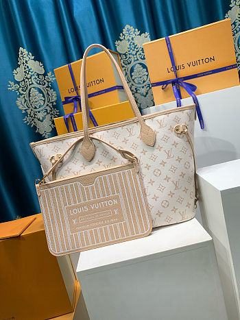 Louis Vuitton Neverfull Inside Out MM bag size 31 x 28 x 14 cm