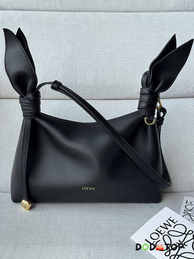 Loewe Scarf bag in smooth calfskin black size 34x8.5x21cm - 1