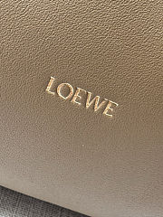 Loewe Scarf bag in smooth calfskin brown size 34x8.5x21cm - 6