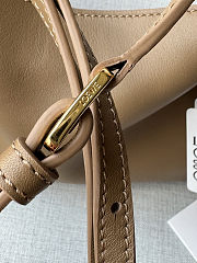 Loewe Scarf bag in smooth calfskin brown size 34x8.5x21cm - 4