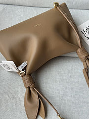 Loewe Scarf bag in smooth calfskin brown size 34x8.5x21cm - 2