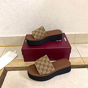 Gucci women's flat platform mules - 1