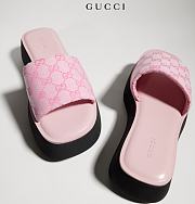 Gucci women's flat platform mules pink - 6