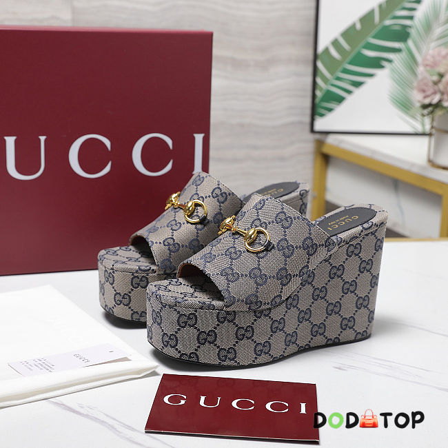 Gucci Women's wedge sandals with horsebit detail 10.5cm -01 - 1