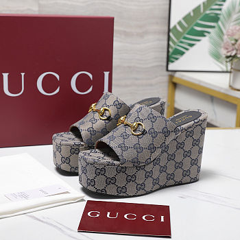 Gucci Women's wedge sandals with horsebit detail 10.5cm -01