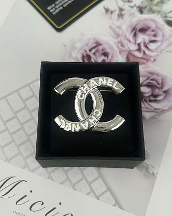 Chanel Brooch silver -01