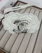 Chanel Brooch silver -01 - 3