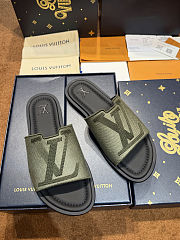 LV Portofino Mule Men -01 - 4