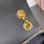 Louis Vuitton Madeleine PM bag size 29 x 18 x 10.5cm - 2