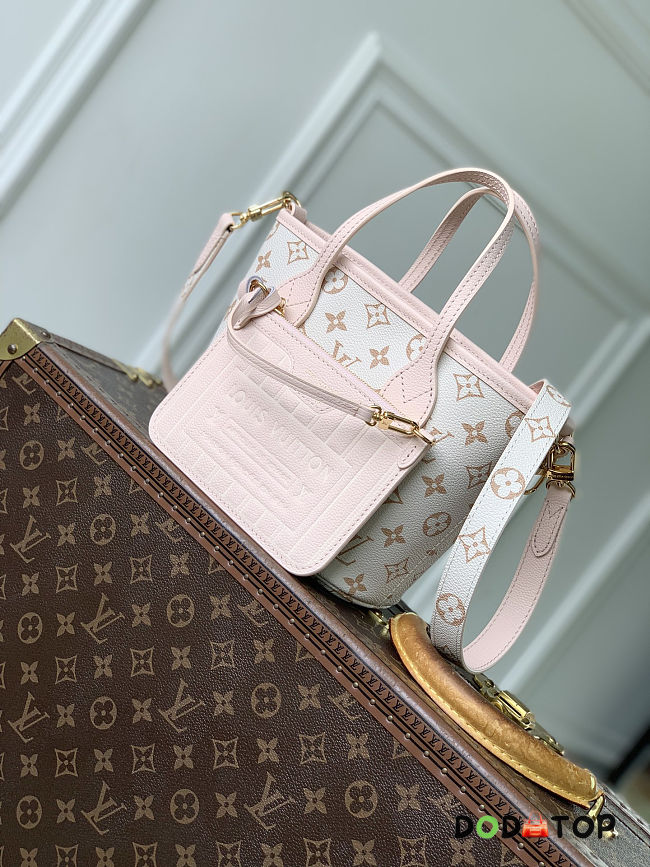Louis Vuitton Neverfull Inside Out BB Monogram Pink bag size 26.5x16.5x11cm - 1