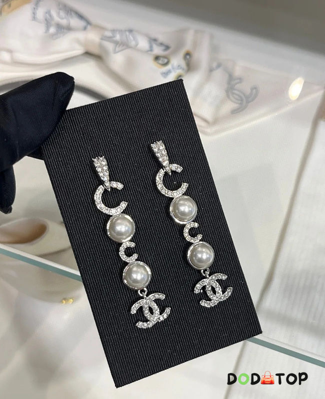 Chanel pearl earrings -06 - 1