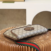 Gucci supreme bag size 24x16.5x3.8cm - 4