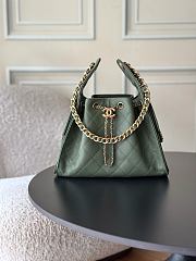 Chanel Small 25 Handbag Green Caviar Gold size 30x26x14cm - 1