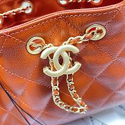 Chanel Mini 25 Handbag Orange caviar size 22x20x12.5cm - 4