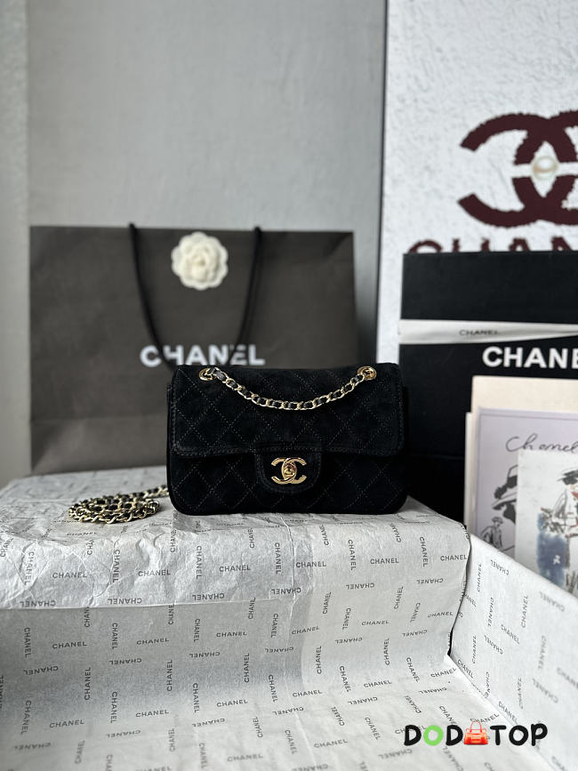Chanel Maxi mini flap bag size 20cm -02 - 1