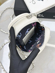 Chanel backpack white size 22x18x10cm - 2