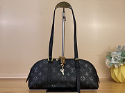 Louis Vuitton M2A457 Squire East-West black bag size 29x14x8cm  - 1