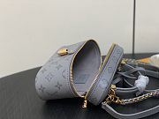 Louis Vuitton M3A372 Vanity Chain Pouch gray size 19 x 11.5 x 6.5cm - 6