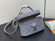 Louis Vuitton M3A372 Vanity Chain Pouch gray size 19 x 11.5 x 6.5cm - 3