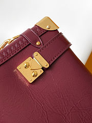 Louis Vuitton M3A307 New Side Trunk MM Bag red size 23.5 x 16.0 x 8.5cm - 4