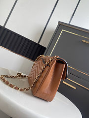 Chanel Flap Bag Patinated Lambskin & Gold Brown size 25.5x16x7cm - 6