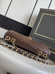 Chanel Flap Bag Patinated Lambskin & Gold dark brown size 25.5x16x7cm - 4