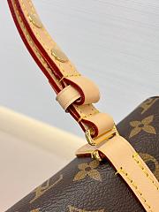 Louis Vuitton Marelle Monogram bag size 28x15.5x7cm - 6