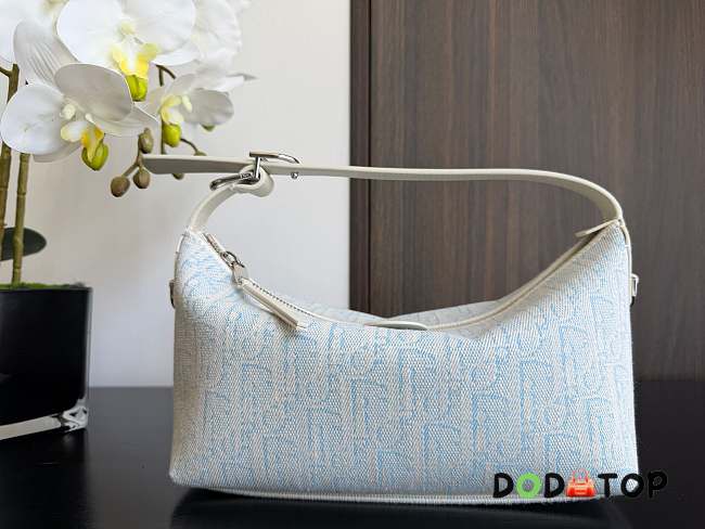Dior Nomad Pouch size 22x13x9.5cm - 1