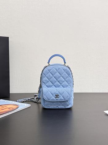 Chanel backpack denim size 22x18x10cm