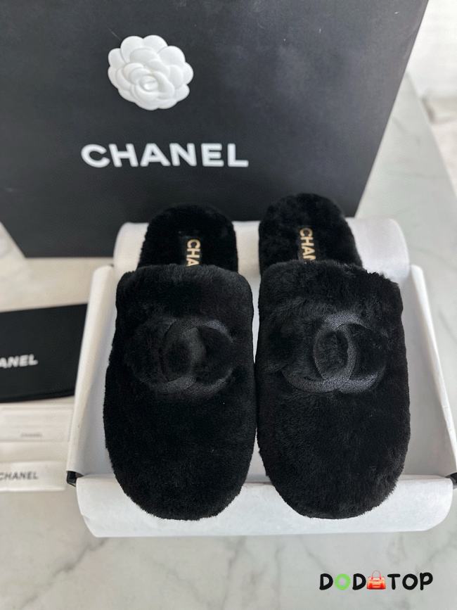 Chanel Fuzzy slippers black  - 1