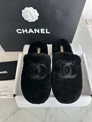 Chanel Fuzzy slippers black  - 1