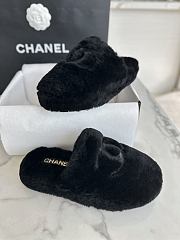 Chanel Fuzzy slippers black  - 4