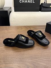 Chanel fur-lined slippers black  - 3
