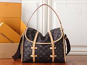 Louis Vuitton Jet Lag Bag MM size 34.5 x 26 x 13CM - 1