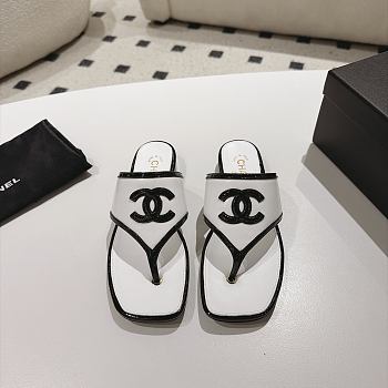 Chanel sandals white women's -01