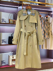 Burberry long Check collar Castleford trench coat - 2