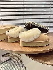 UGG shearling platform boots  - 4